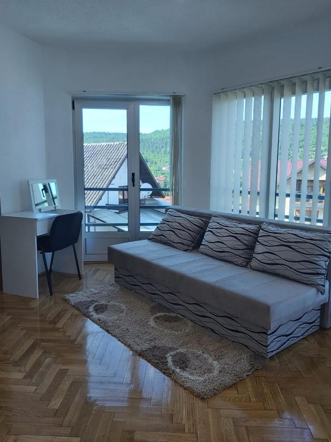 Apartmani Sladojevic Mrkonjic Grad Exterior foto